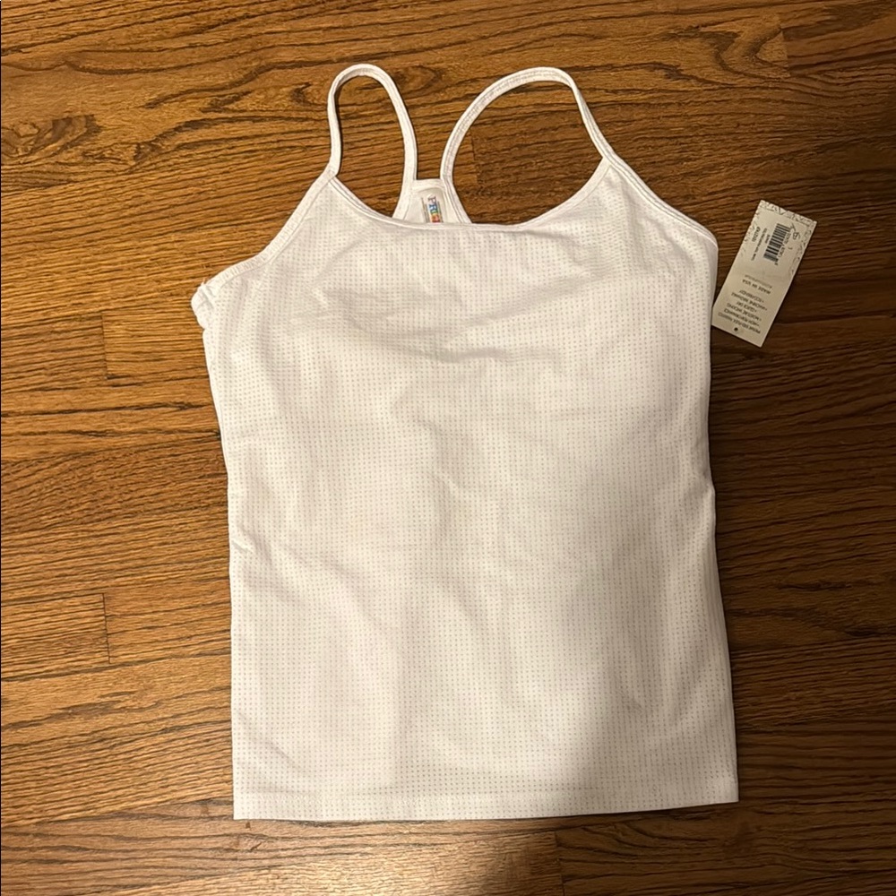 PRISMSPORT White Sleeveless Scoop Neck Camisole
